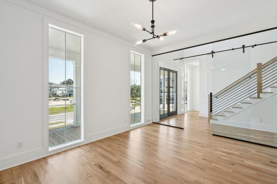 Spacious, unfurnished interior of a new home in , Charleston (Image 23).