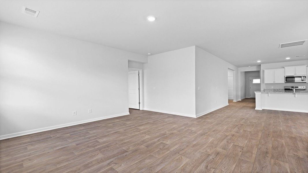 Spacious, unfurnished interior of a new home in Rivers Reach, Yemassee (Image 18). Spacious, unfurnished interior of a new home in Rivers Reach, Yemassee (Image 18).
