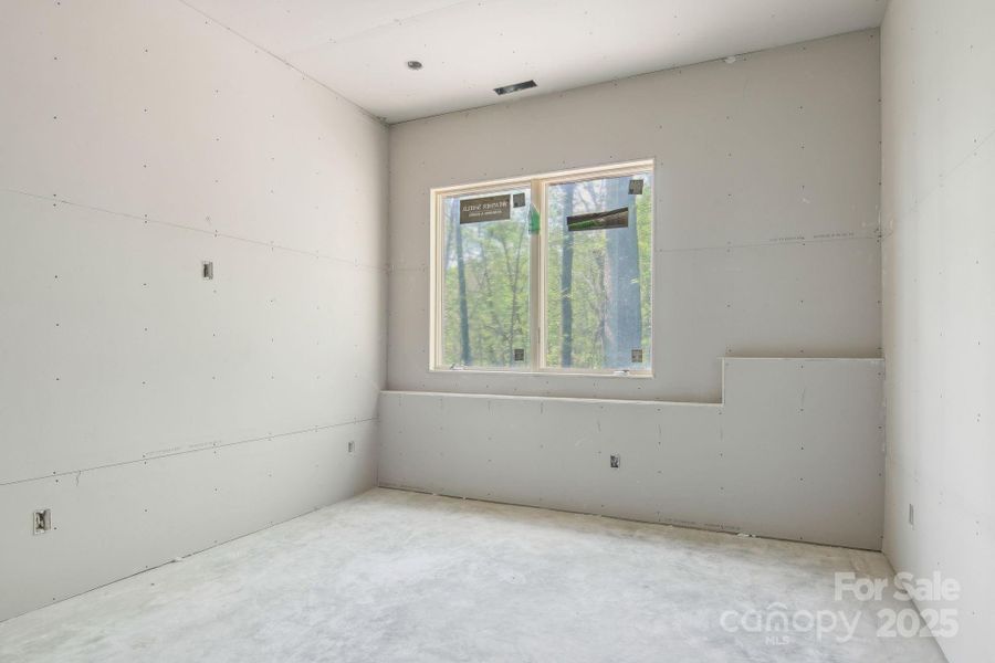 Image 28 of a home in . Image 28 of a home in .