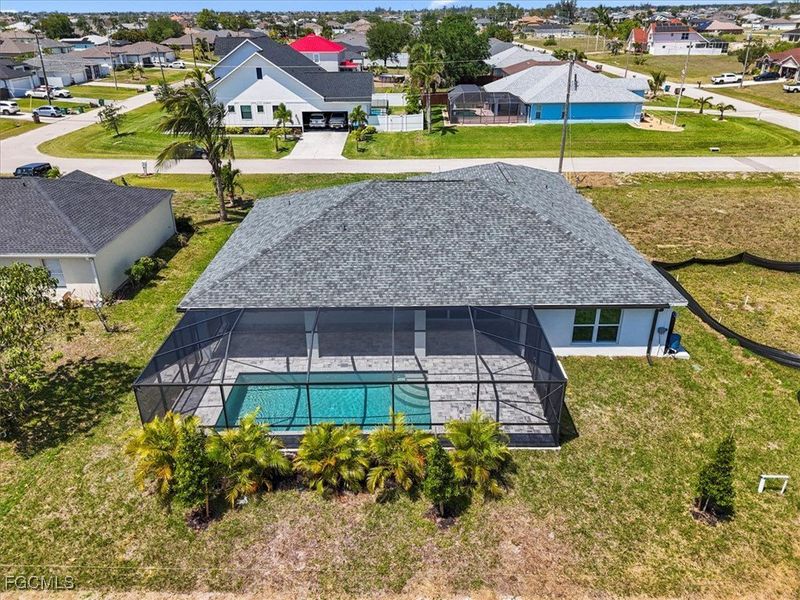 Image 43 of a home in Cape Coral.