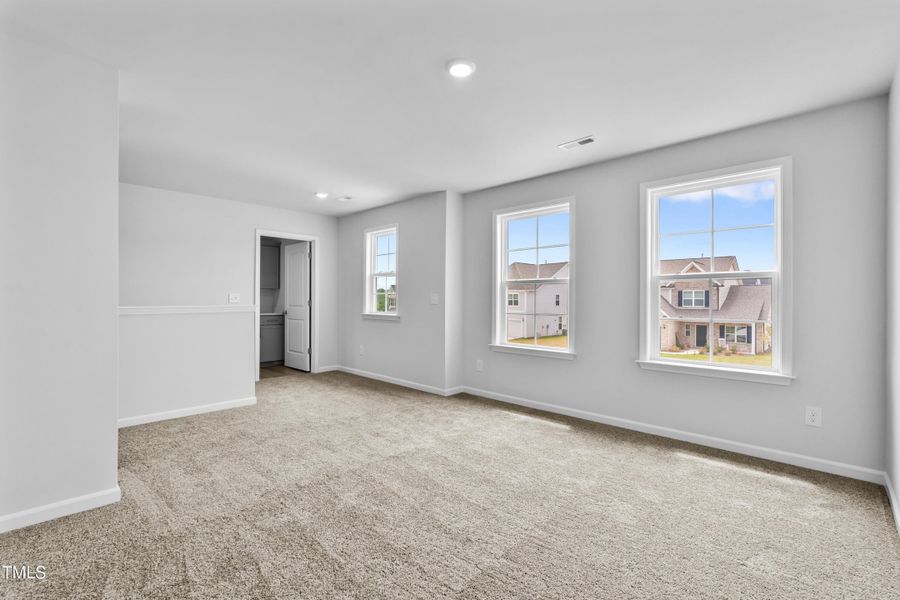 25-Ashley 2102 Channel-25