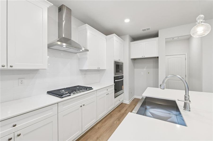 Furnished interior view inside a new home in Hamilton Lakes, Lawrenceville (Image 13).