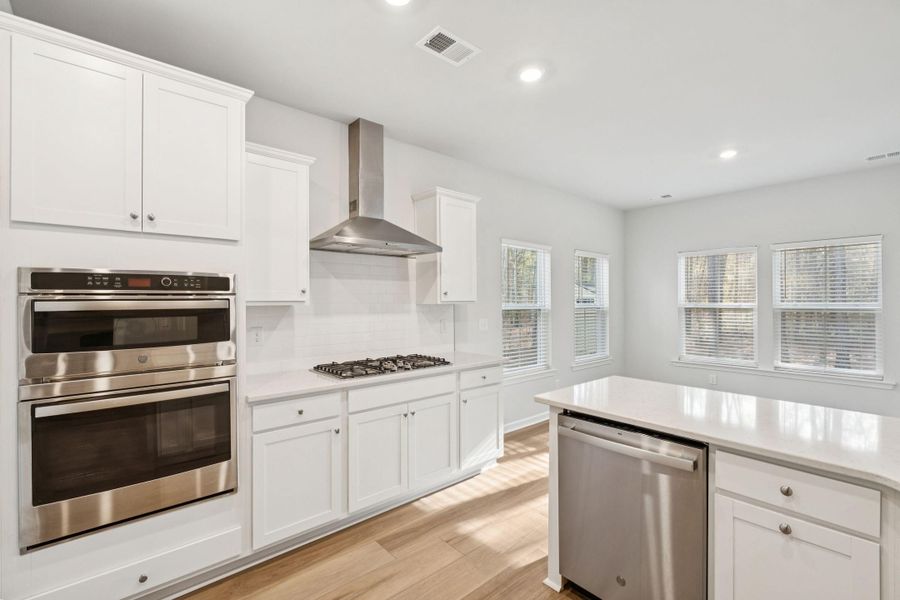 Furnished interior view inside a new home in Saint John's Lake: Arbor Collection, Johns Island (Image 7).