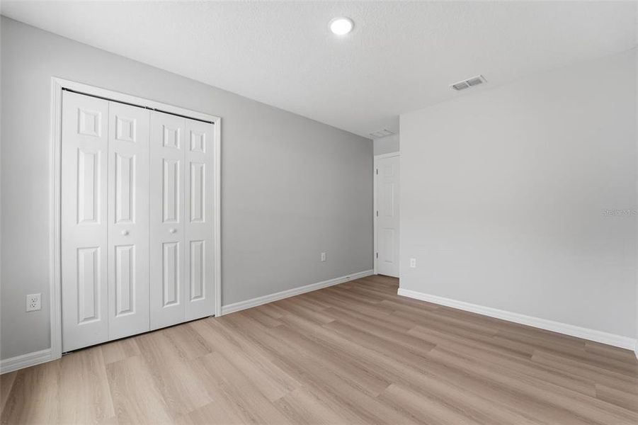 Spacious, unfurnished interior of a new home in , Eustis (Image 20).