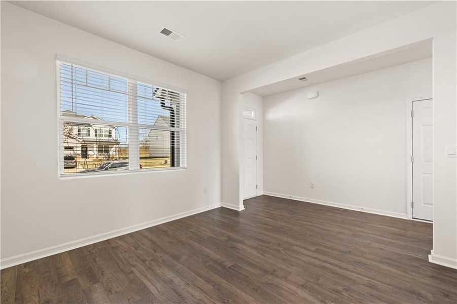 Spacious, unfurnished interior of a new home in Twin Lakes, Hoschton (Image 21).