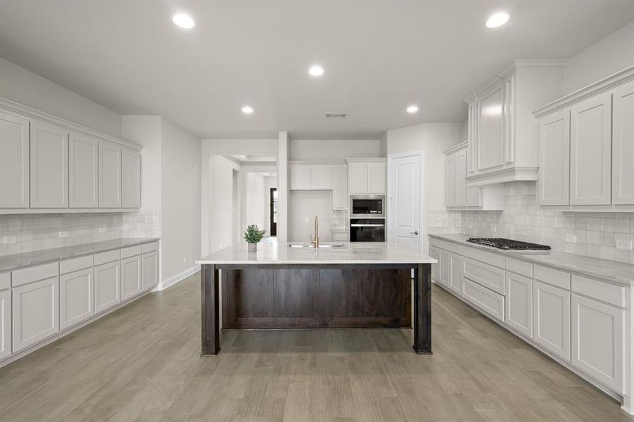 2608 Lila- Kitchen-2 2608 Lila- Kitchen-2