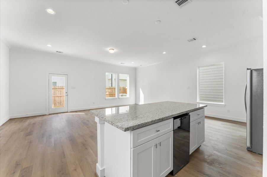 Photos are from another home completed with the same floor planPhotos are from another home completed with the same floor plan Photos are from another home completed with the same floor planPhotos are from another home completed with the same floor plan