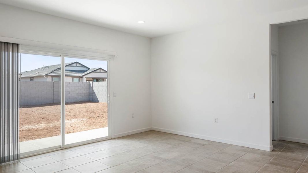 Representative unfurnished interior of a home built from the Mitchell by D.R. Horton in Upper Canyon, Phoenix (Image 16).