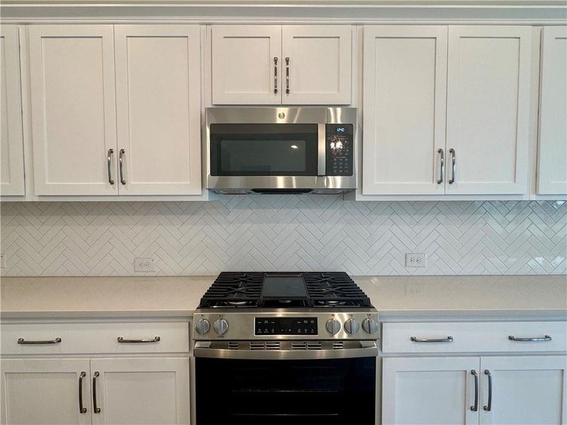 Furnished interior view inside a new home in Eastlyn Crossing - Single Family, Flowery Branch (Image 9). Furnished interior view inside a new home in Eastlyn Crossing - Single Family, Flowery Branch (Image 9).
