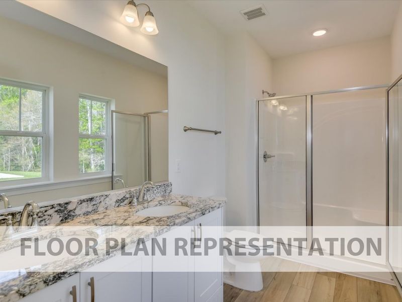 Owner’s Bath | 1490 Plan Ensuite Bathroom Owner’s Bath | 1490 Plan Ensuite Bathroom