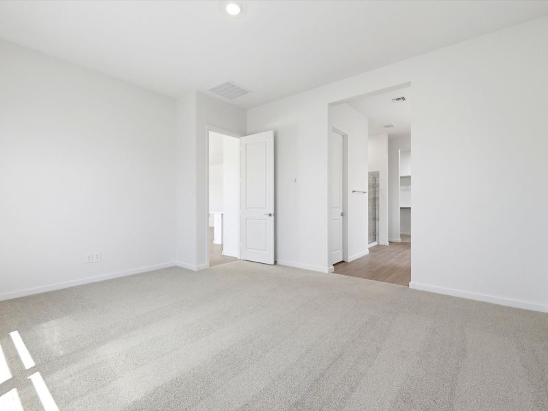 Spacious, unfurnished interior of a new home in Abel Ranch Signature Series, Goodyear (Image 16).
