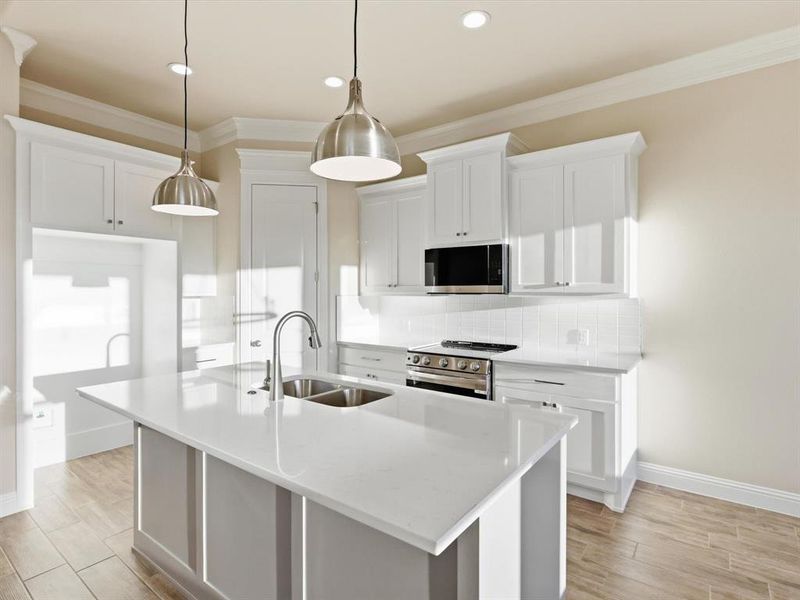 Furnished interior view inside a new home in , Tolar (Image 14).