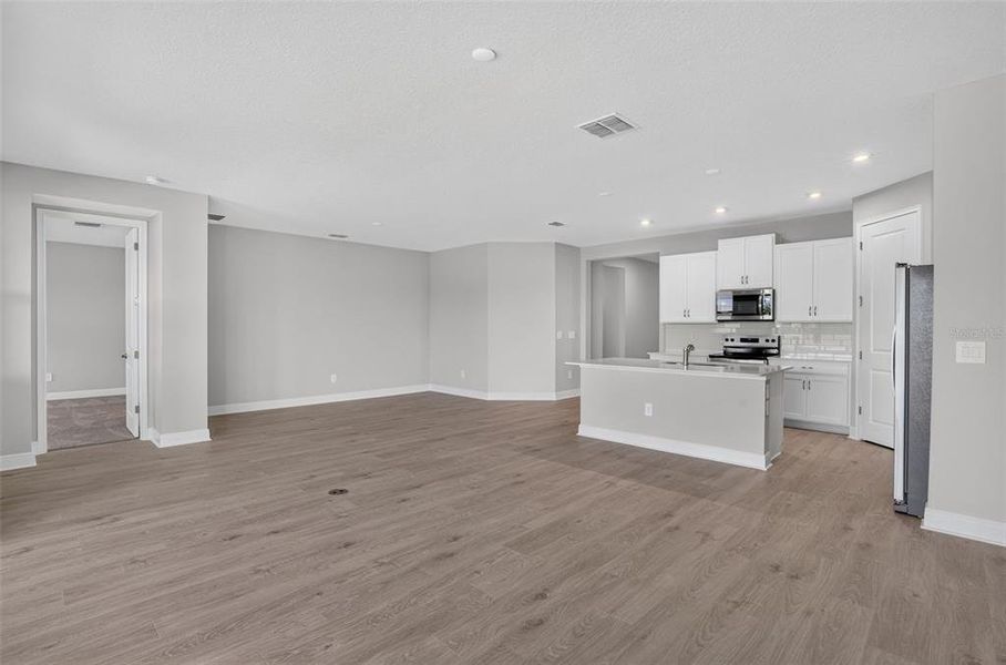Spacious, unfurnished interior of a new home in Windwater, Parrish (Image 22). Spacious, unfurnished interior of a new home in Windwater, Parrish (Image 22).
