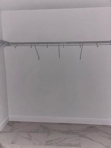 Spacious, unfurnished interior of a new home in , Dunnellon (Image 25).