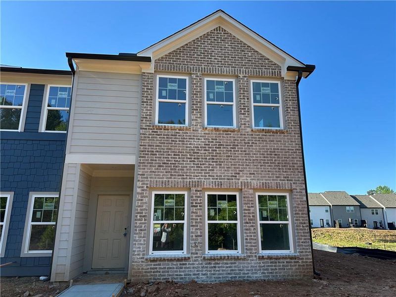 Image 24 of a home in Laurelwood. Image 24 of a home in Laurelwood.