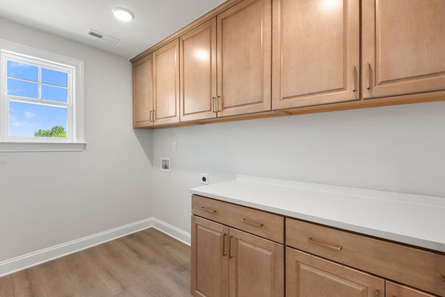 Furnished interior view inside a new home in Fiddler's Ridge, Advance (Image 15).