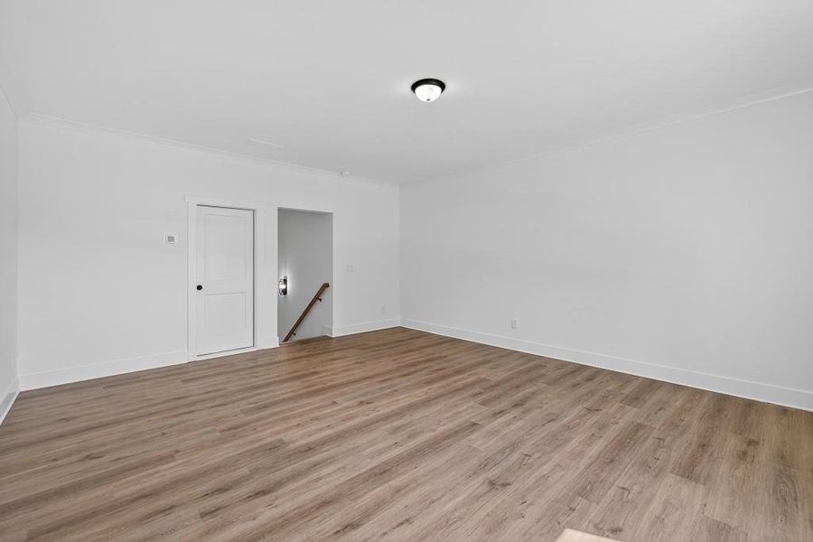 Spacious, unfurnished interior of a new home in Magnolia Ridge, Monroe (Image 29).