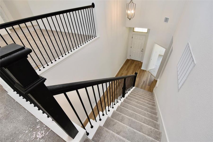 Spacious, unfurnished interior of a new home in Courts Of Bonnie Brae, Denton (Image 14).