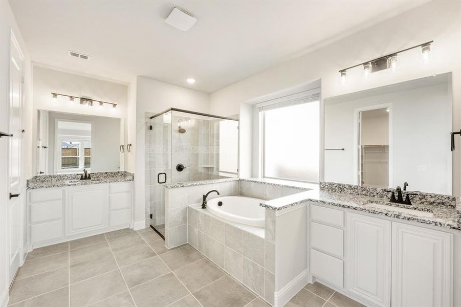 Furnished interior view inside a new home in Somerset, Venus (Image 15).