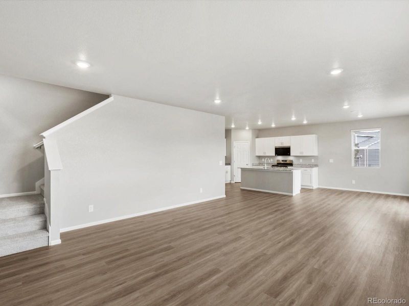 Spacious, unfurnished interior of a new home in Ridgeline Vista: The Flora Collection, Brighton (Image 19). Spacious, unfurnished interior of a new home in Ridgeline Vista: The Flora Collection, Brighton (Image 19).