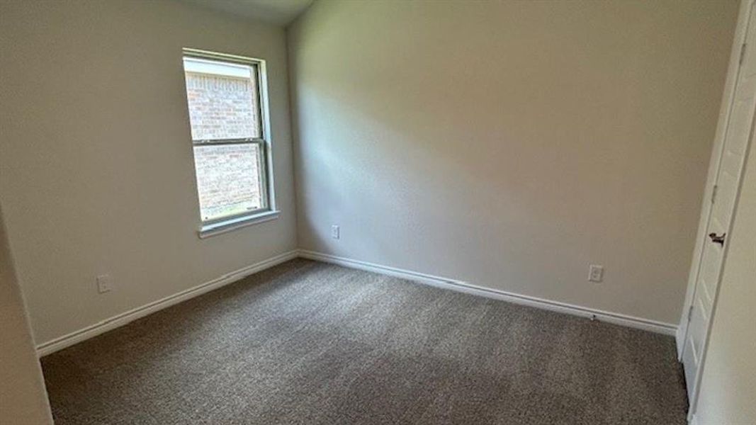 Spacious, unfurnished interior of a new home in Liberty Crossing, Royse City (Image 6).