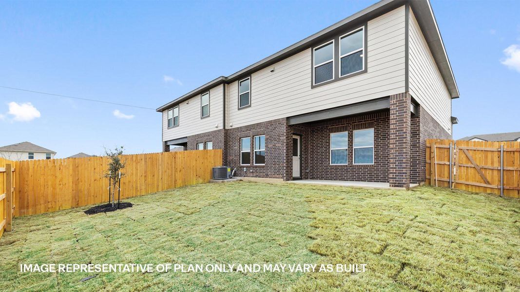 Exterior details and patio area of a home in Palomino, Manor (Image 4).