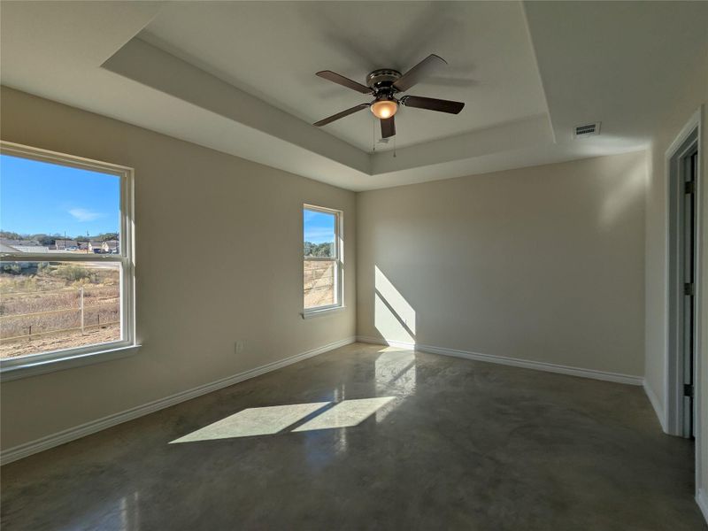 Spacious, unfurnished interior of a new home in , Lampasas (Image 6). Spacious, unfurnished interior of a new home in , Lampasas (Image 6).