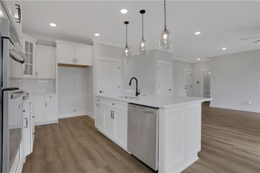 Furnished interior view inside a new home in Twin Lakes, Hoschton (Image 14). Furnished interior view inside a new home in Twin Lakes, Hoschton (Image 14).