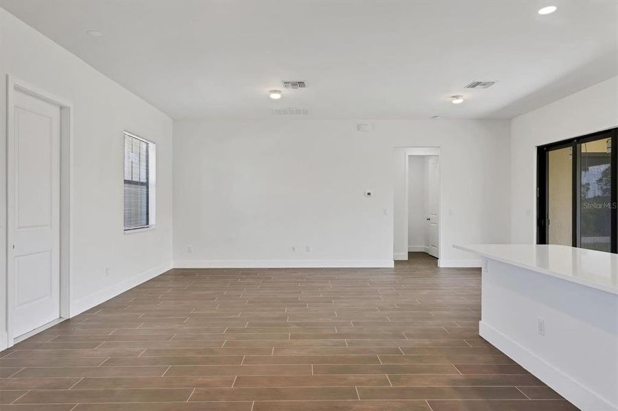Spacious, unfurnished interior of a new home in , Port Charlotte (Image 15). Spacious, unfurnished interior of a new home in , Port Charlotte (Image 15).