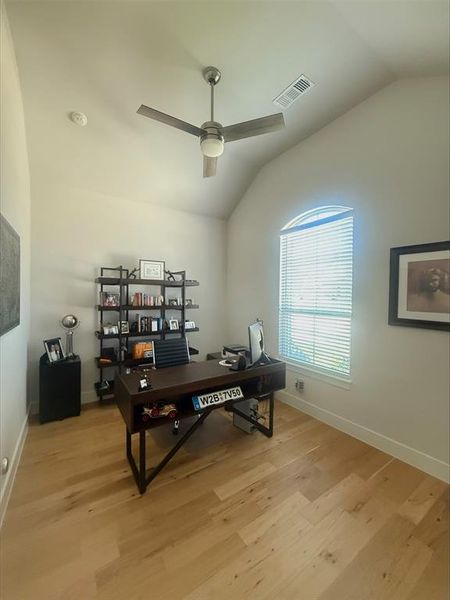 Furnished interior view inside a new home in , Van Alstyne (Image 13). Furnished interior view inside a new home in , Van Alstyne (Image 13).