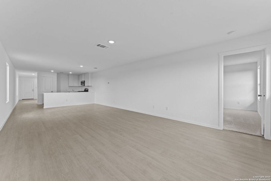 Spacious, unfurnished interior of a new home in , New Braunfels (Image 19). Spacious, unfurnished interior of a new home in , New Braunfels (Image 19).