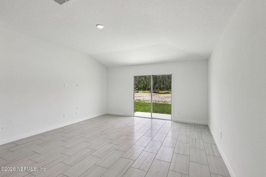 Spacious, unfurnished interior of a new home in Cypress Meadows - Classic Series, Jacksonville (Image 19).