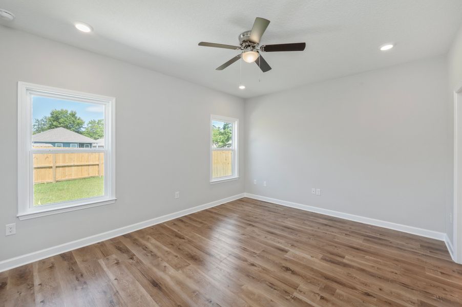 Representative unfurnished interior of a home built from the Austin by CJL Homes in Blossom Grove, Crestview (Image 25).