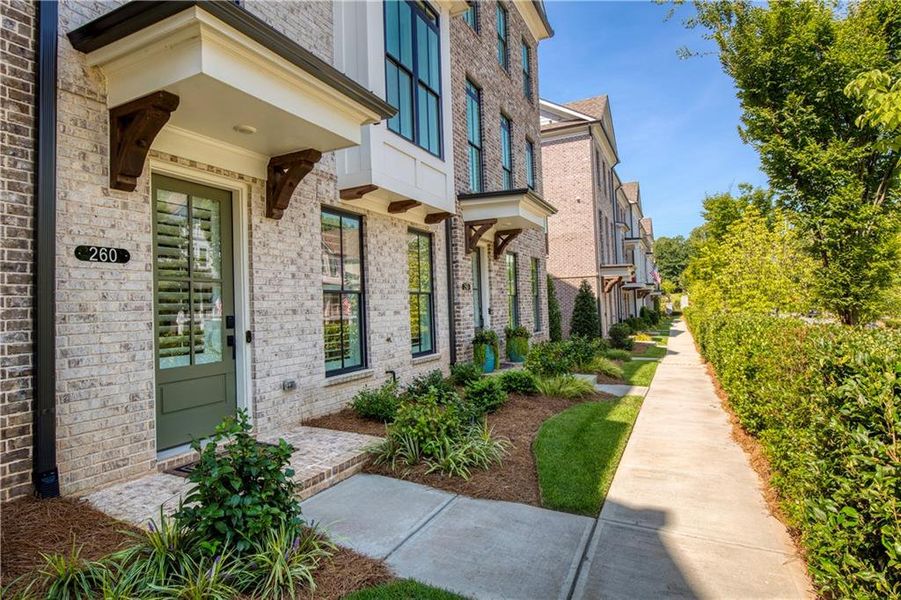 Exterior details and patio area of a home in , Alpharetta (Image 33).