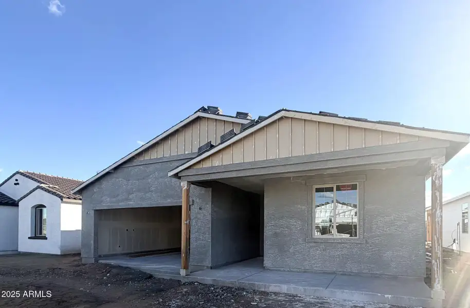 001_Elevation 001_Elevation