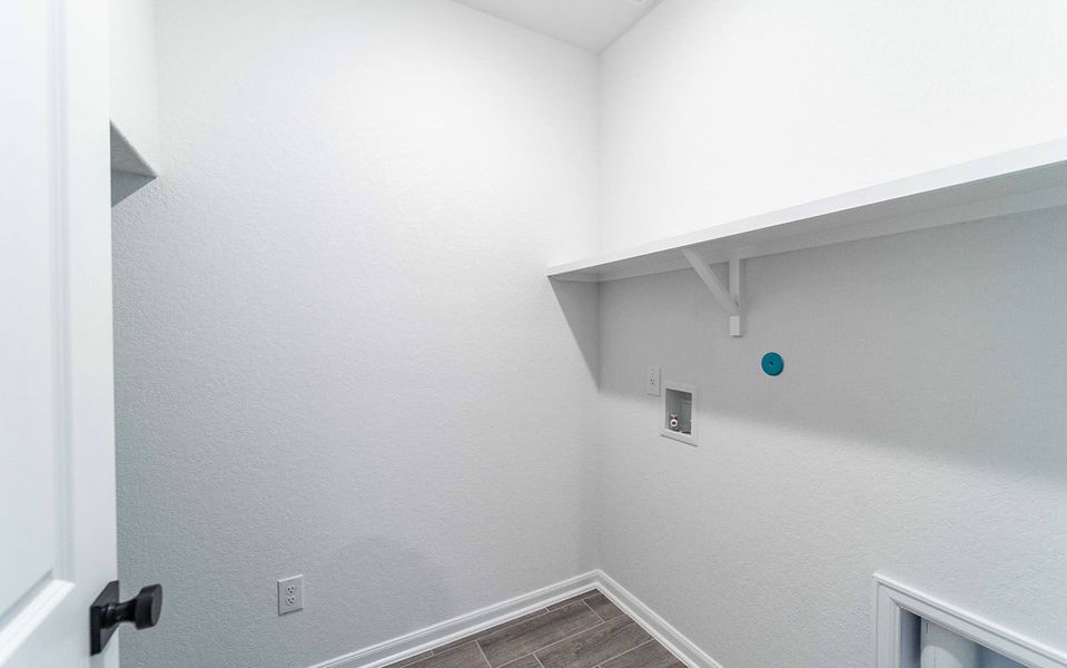 Spacious, unfurnished interior of a new home in Arcadia Ridge, San Antonio (Image 21).