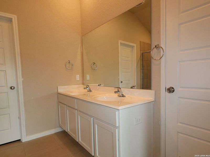 Furnished interior view inside a new home in Agave, San Antonio (Image 6). Furnished interior view inside a new home in Agave, San Antonio (Image 6).