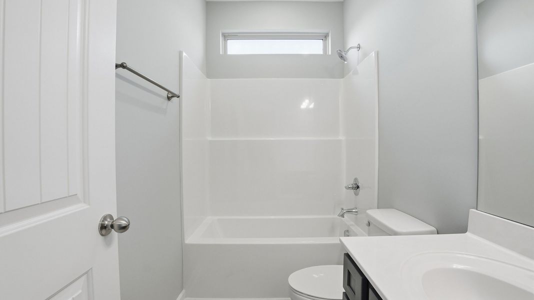 Furnished interior view inside a new home in Sagewood, Tullahoma (Image 7).