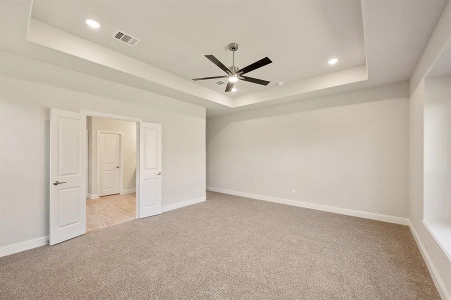 Spacious, unfurnished interior of a new home in Liberty, Melissa (Image 19). Spacious, unfurnished interior of a new home in Liberty, Melissa (Image 19).