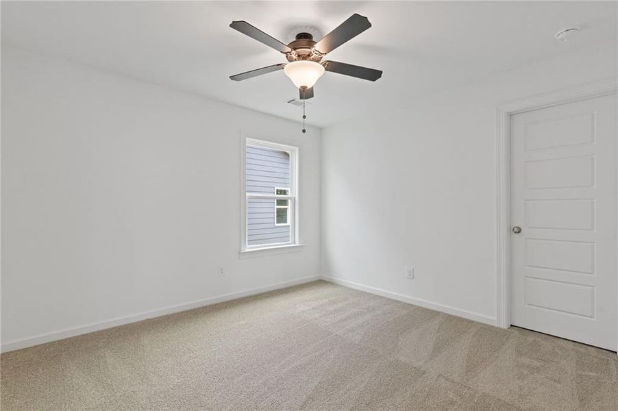 Spacious, unfurnished interior of a new home in , Athens (Image 28).