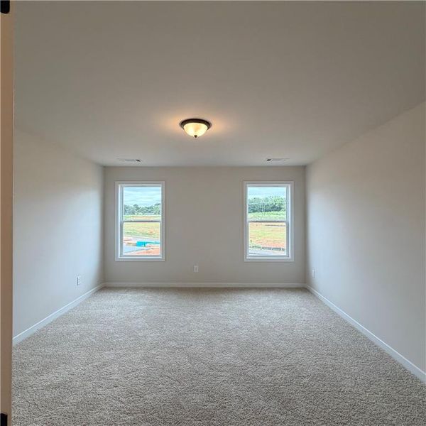 Spacious, unfurnished interior of a new home in Fowler Farms, Auburn (Image 14).