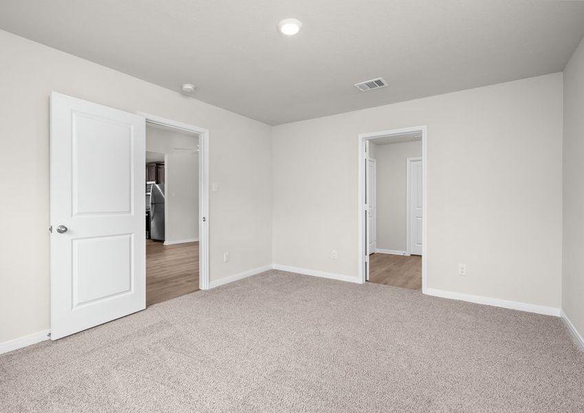 The master suite has a large bedroom, ensuite bathroom and walk-in closet. The master suite has a large bedroom, ensuite bathroom and walk-in closet.