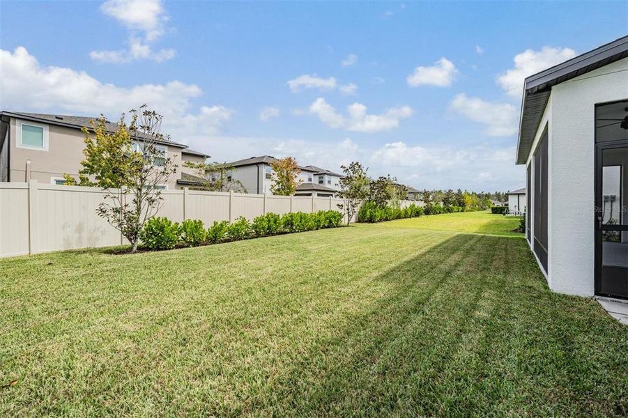 Exterior details and patio area of a home in , Wesley Chapel (Image 4).