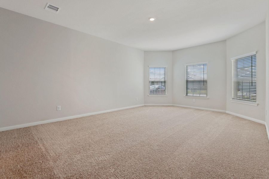 Spacious, unfurnished interior of a new home in Pinewood Trails, Cleveland (Image 13). Spacious, unfurnished interior of a new home in Pinewood Trails, Cleveland (Image 13).
