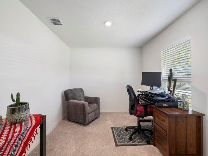 Furnished interior view inside a new home in , Port St. Lucie (Image 26).