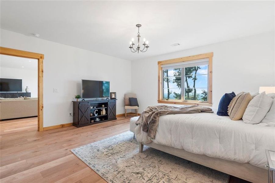 Furnished interior view inside a new home in , Jasper (Image 55).