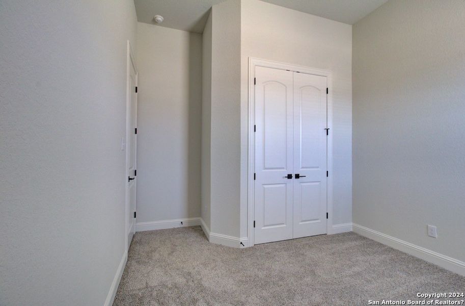 Spacious, unfurnished interior of a new home in Veranda, San Antonio (Image 17). Spacious, unfurnished interior of a new home in Veranda, San Antonio (Image 17).