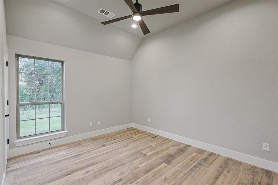 Spacious, unfurnished interior of a new home in , Weatherford (Image 33). Spacious, unfurnished interior of a new home in , Weatherford (Image 33).