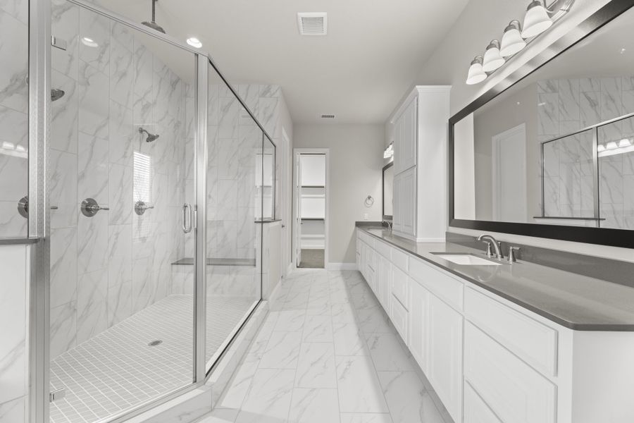 Representative furnished interior of a home built from the Carlow by Windsor Homes in Ridge Pointe Estates, McLendon-Chisholm (Image 14).