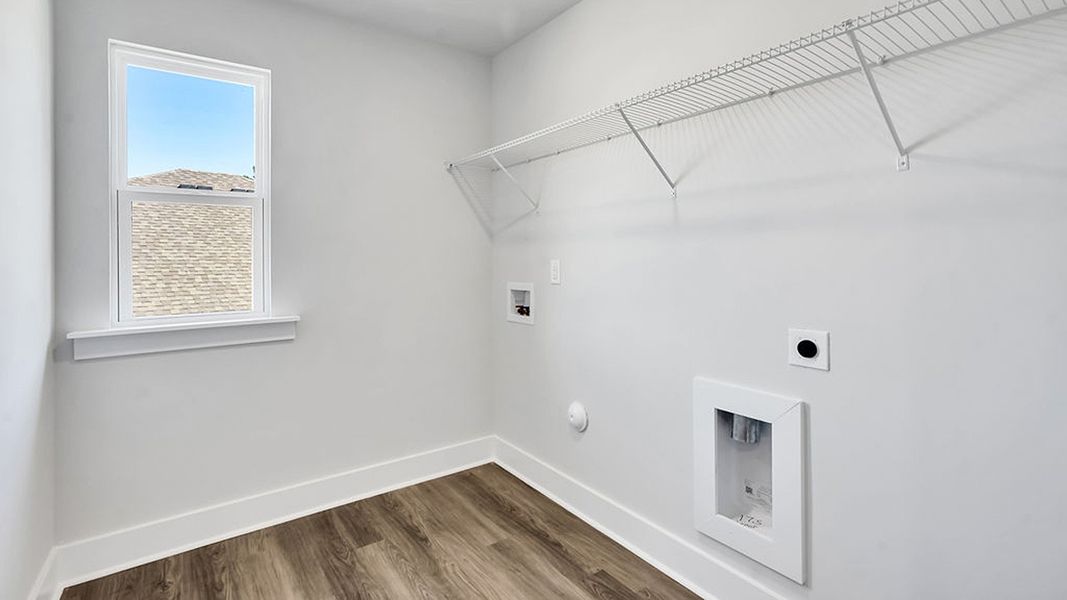 Spacious, unfurnished interior of a new home in The Haven at Indigo Preserve, Leland (Image 31).